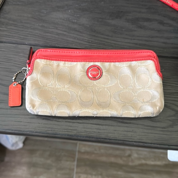 Coach Jacquard Signature Tan W/Coral Pink Trim Wallet - Picture 1 of 14